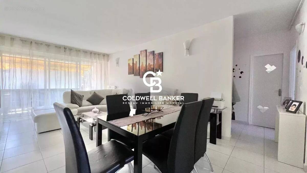 Appartement à FREJUS