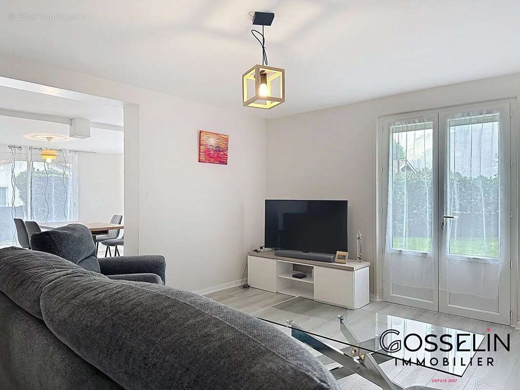 Appartement à PONTENX-LES-FORGES