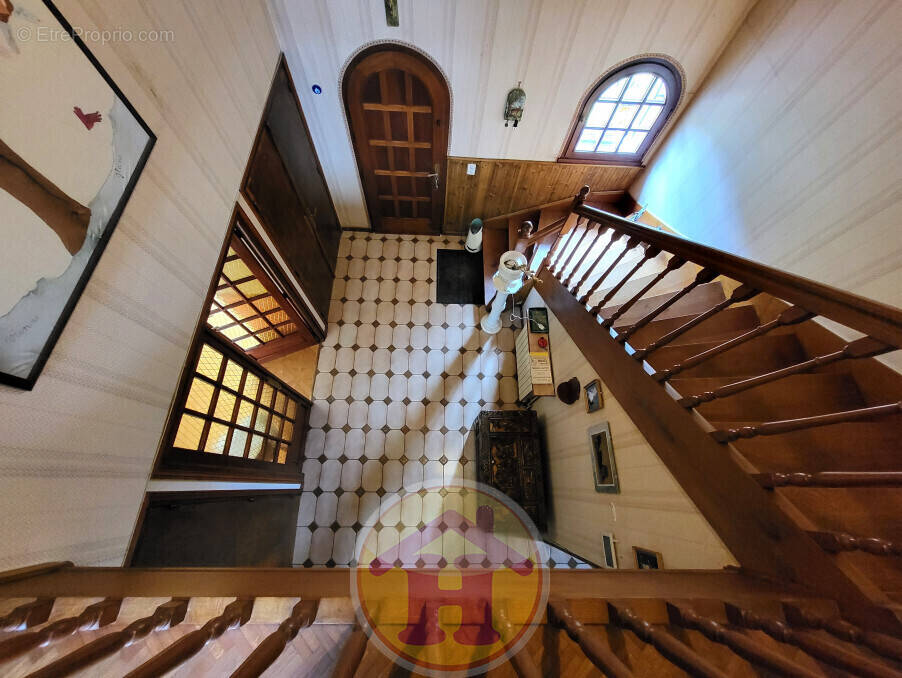 Maison à SAINT-JUNIEN