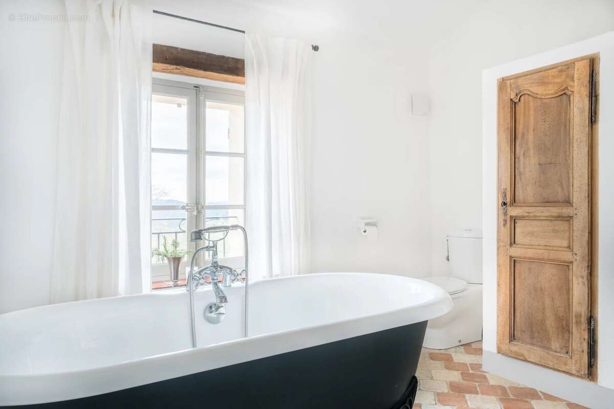 Maison à MONTAUROUX