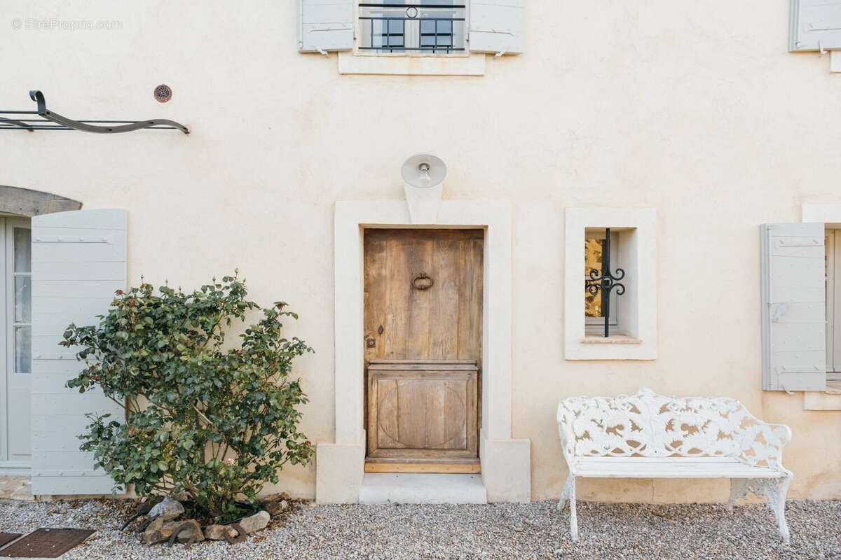 Maison à MONTAUROUX