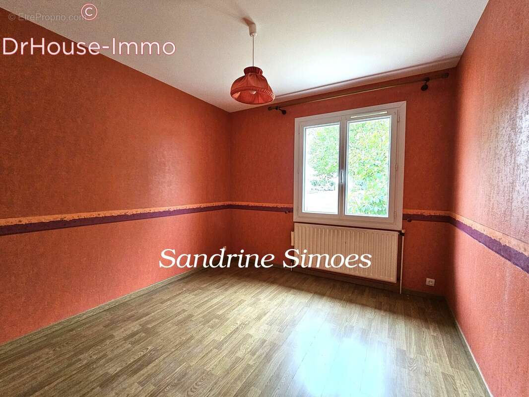 Maison à LA TRIMOUILLE
