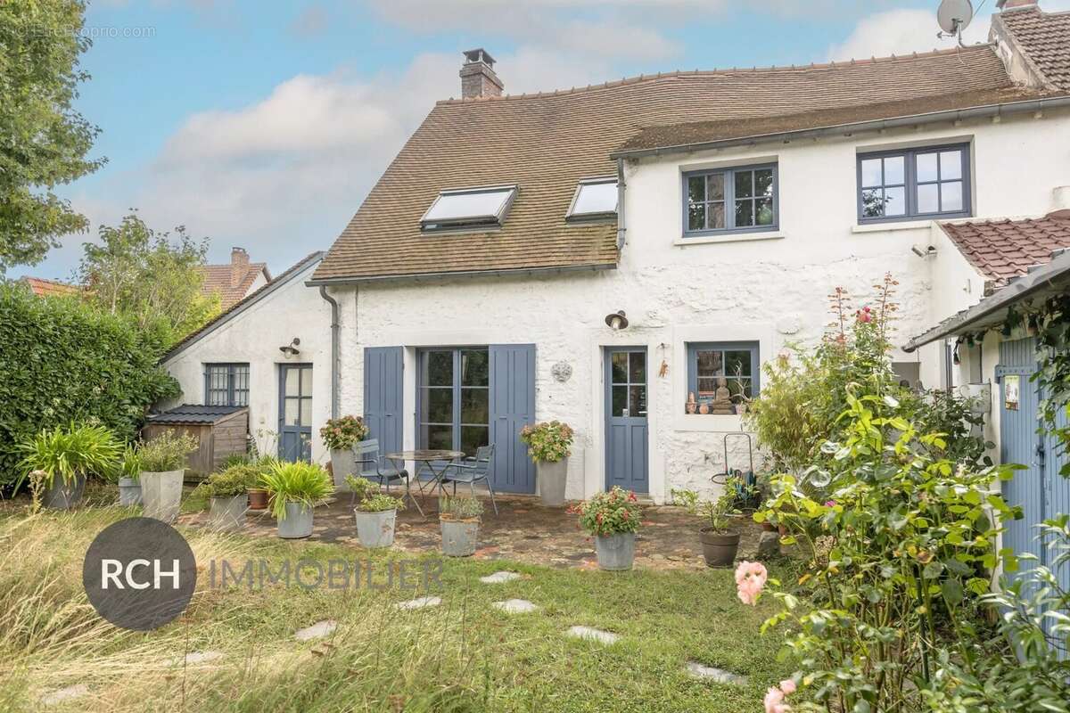 Maison à MONTFORT-L&#039;AMAURY