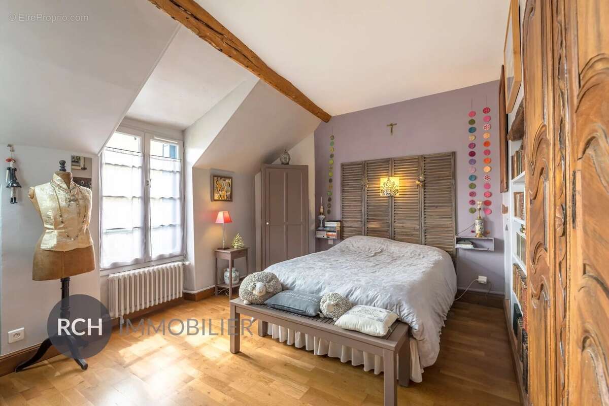 Maison à MONTFORT-L&#039;AMAURY