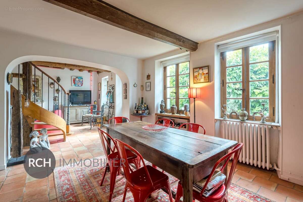 Maison à MONTFORT-L&#039;AMAURY