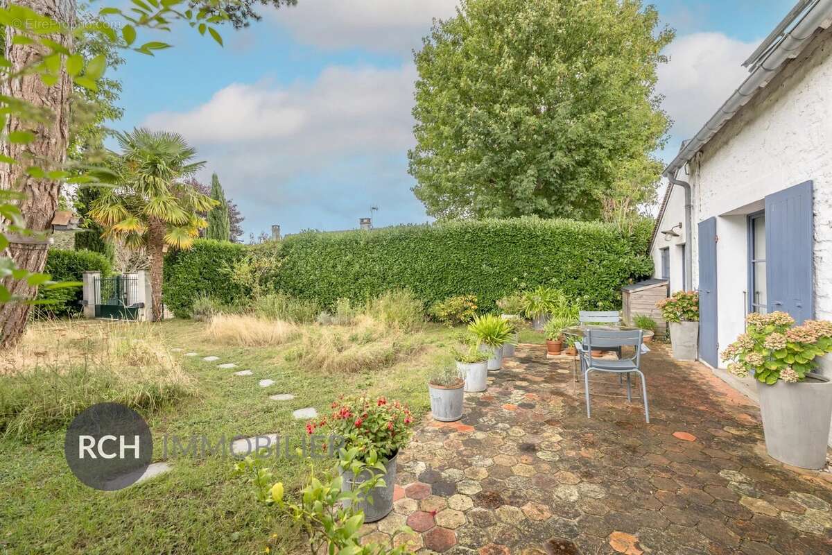 Maison à MONTFORT-L&#039;AMAURY