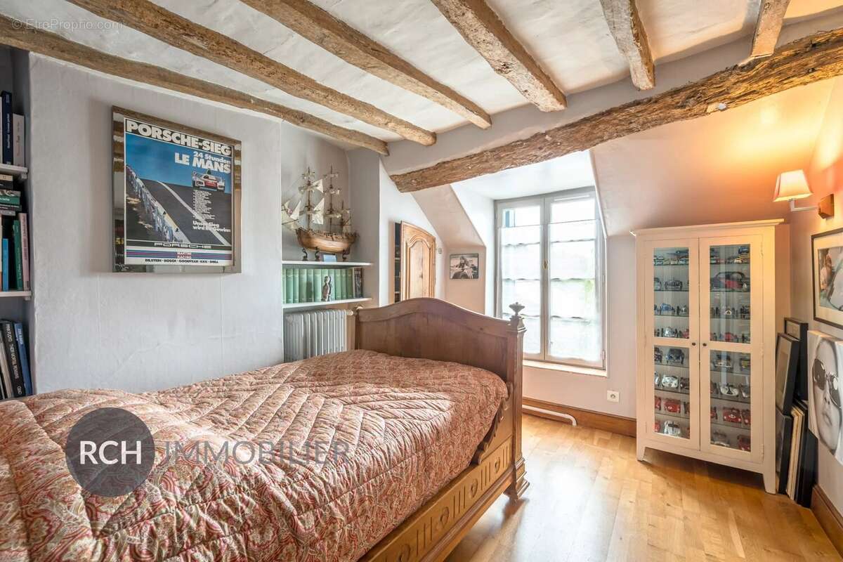 Maison à MONTFORT-L&#039;AMAURY