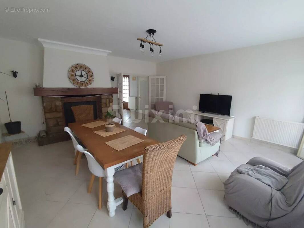 Maison à BLETTERANS