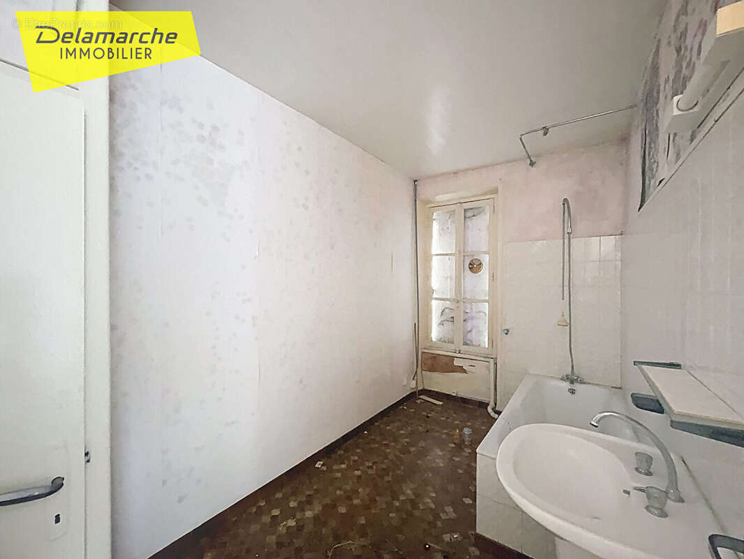 Maison à COUDEVILLE-SUR-MER