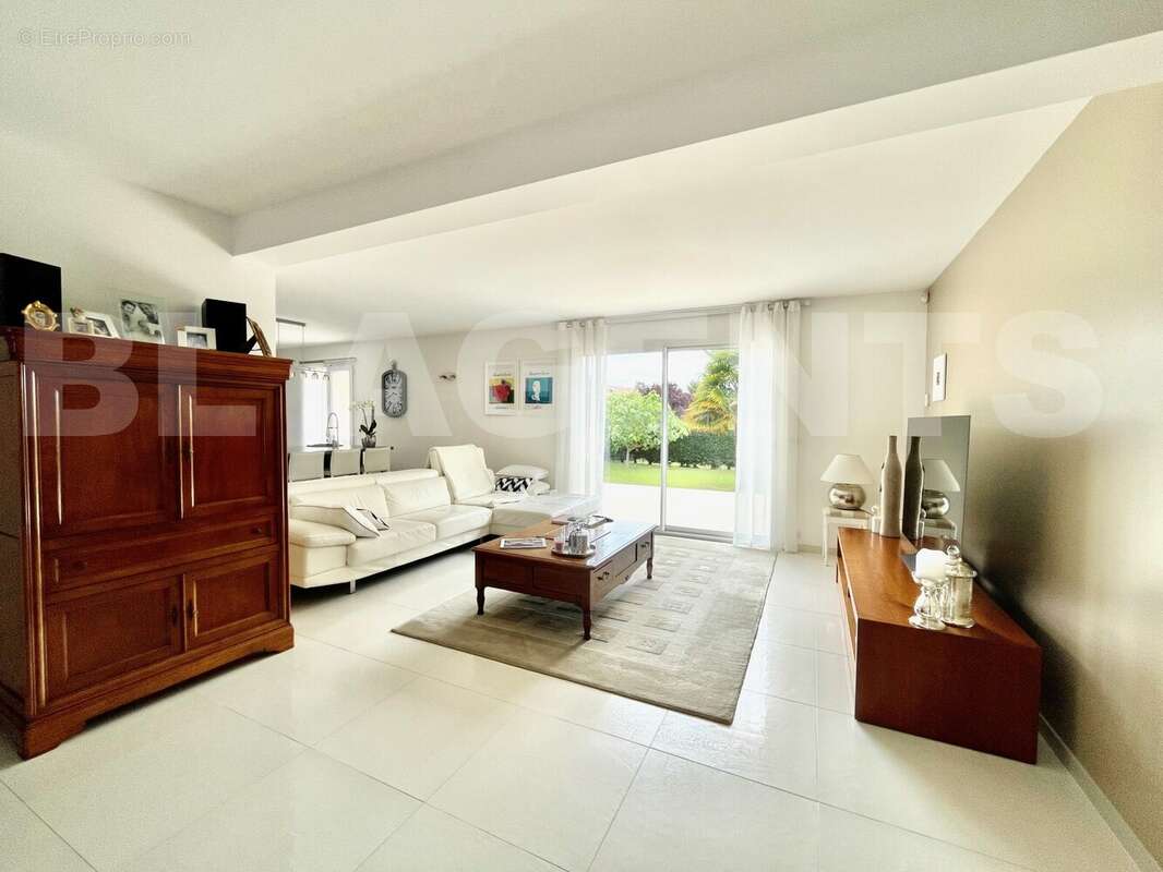 IMG_6977 - Maison à CONCHES-SUR-GONDOIRE