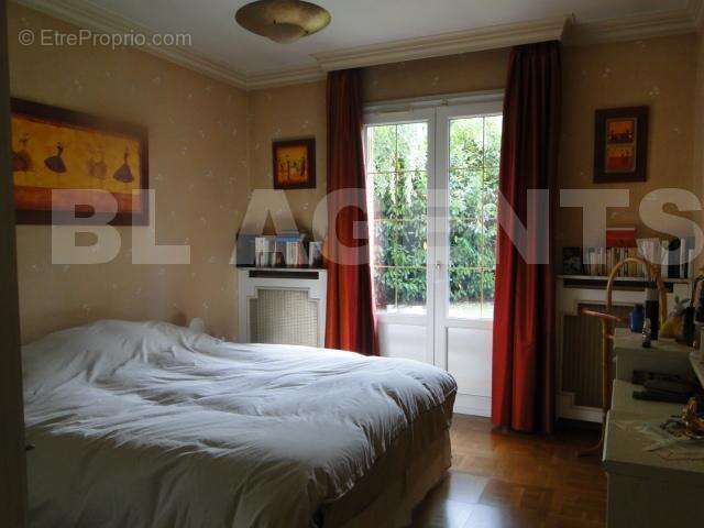 DSC01642 - Maison à LE BLANC-MESNIL