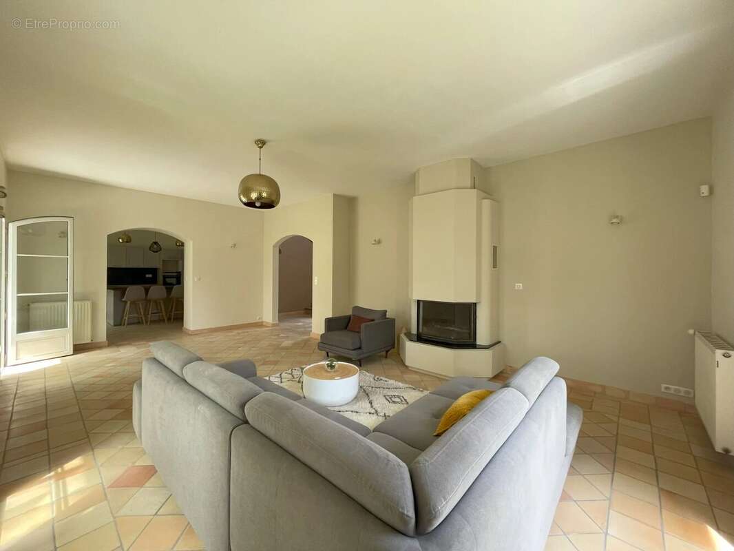 Maison à BASSE-GOULAINE