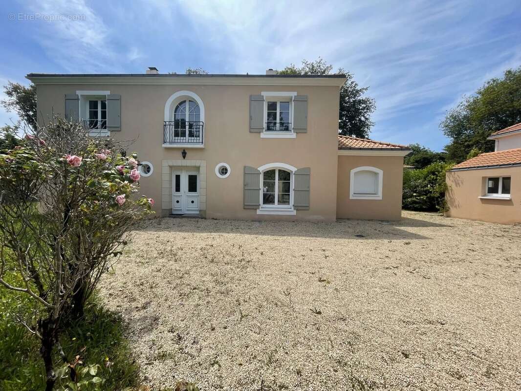 Maison à BASSE-GOULAINE