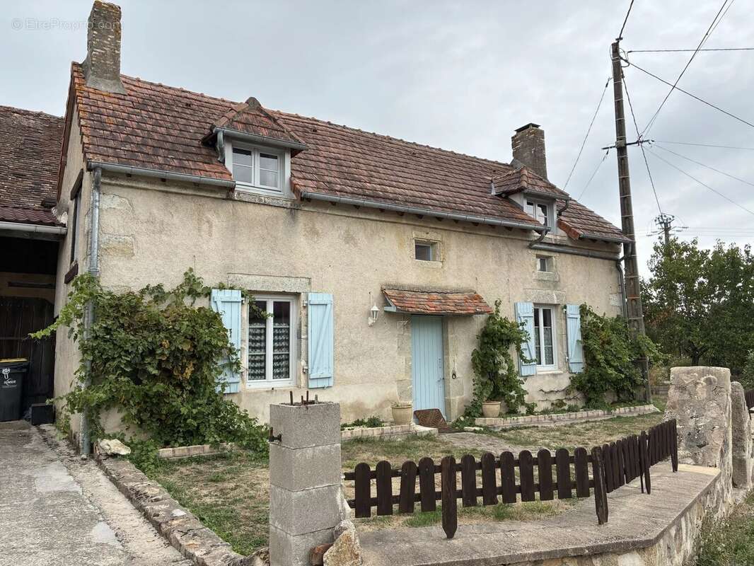Maison à BRIGUEIL-LE-CHANTRE