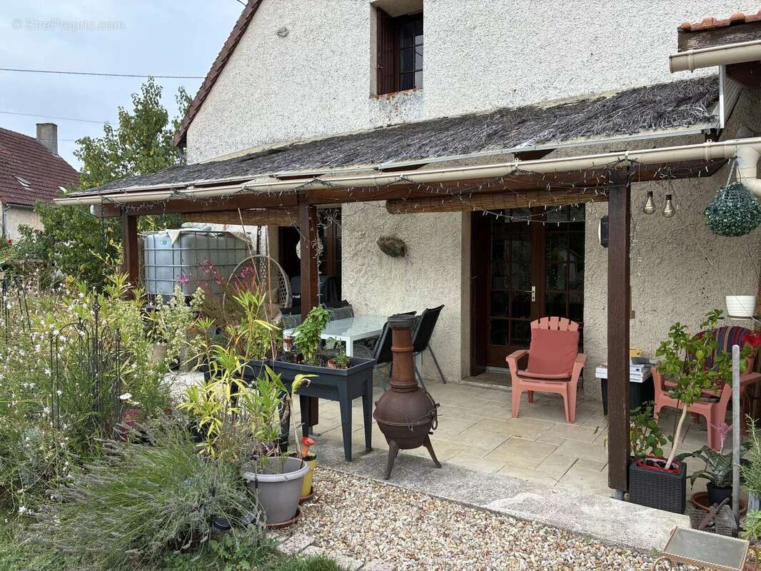 Maison à BRIGUEIL-LE-CHANTRE