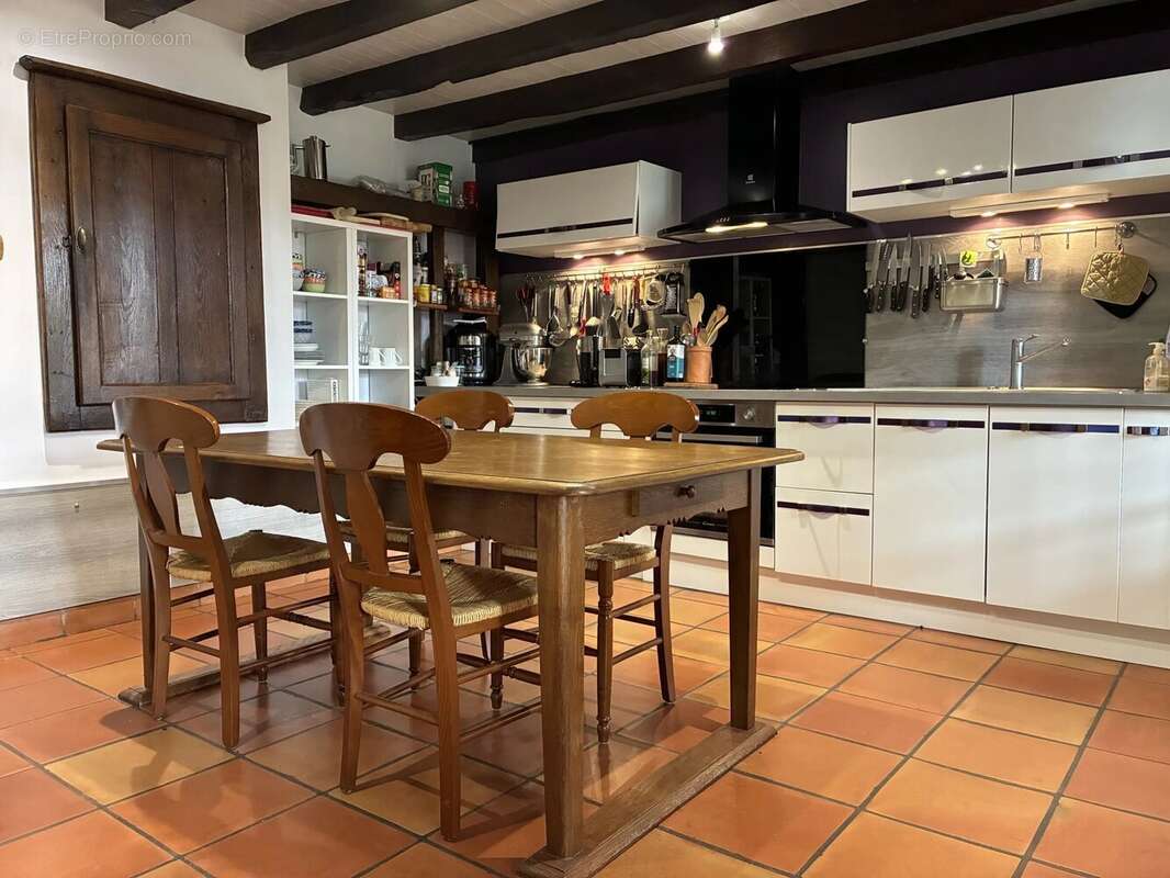 Maison à LA TRIMOUILLE