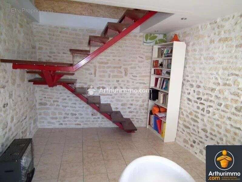 Maison à RANVILLE-BREUILLAUD