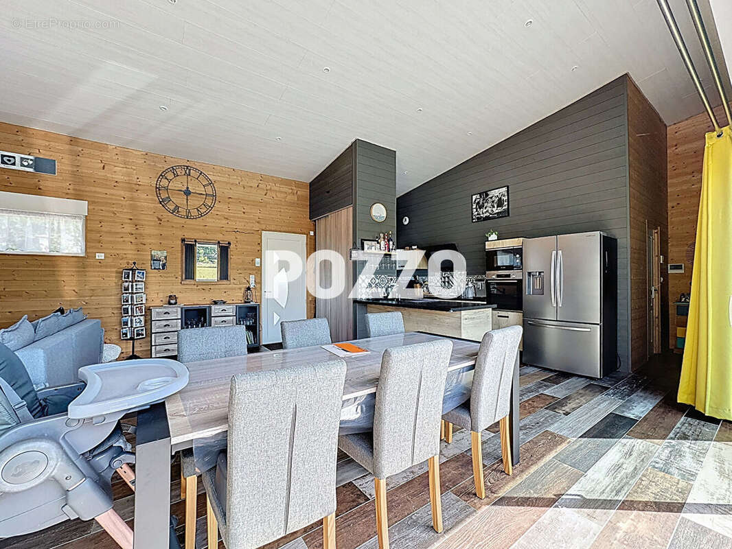 Maison à SAINT-PLANCHERS