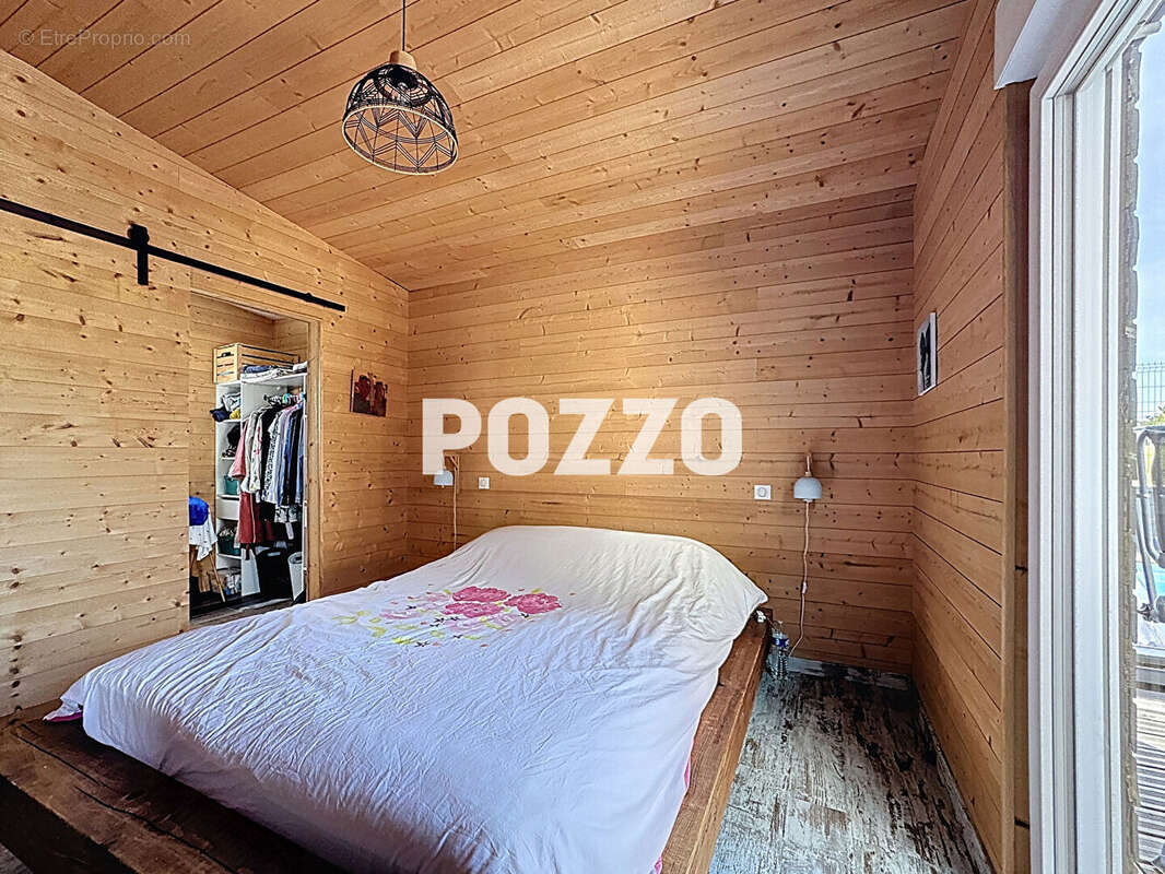 Maison à SAINT-PLANCHERS