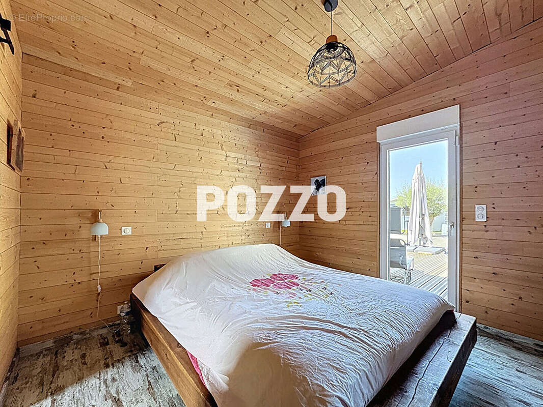 Maison à SAINT-PLANCHERS