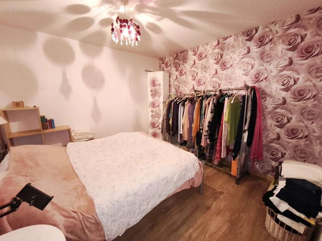 Maison à MONCOUTANT