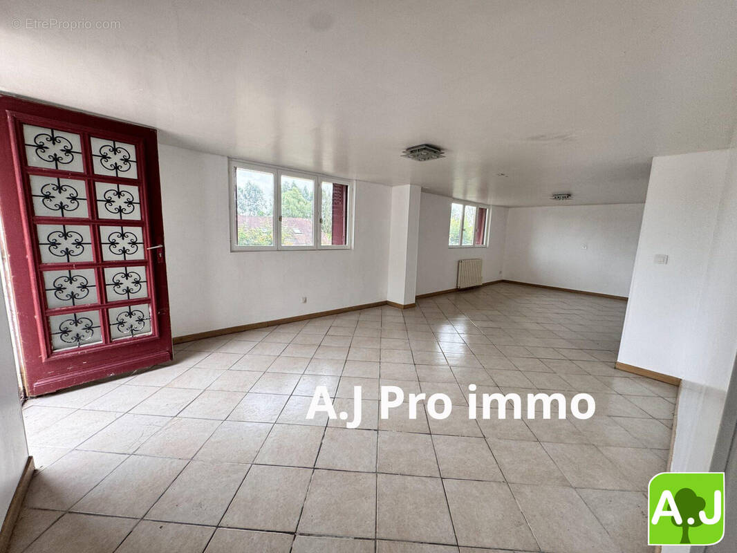 Appartement à EZY-SUR-EURE