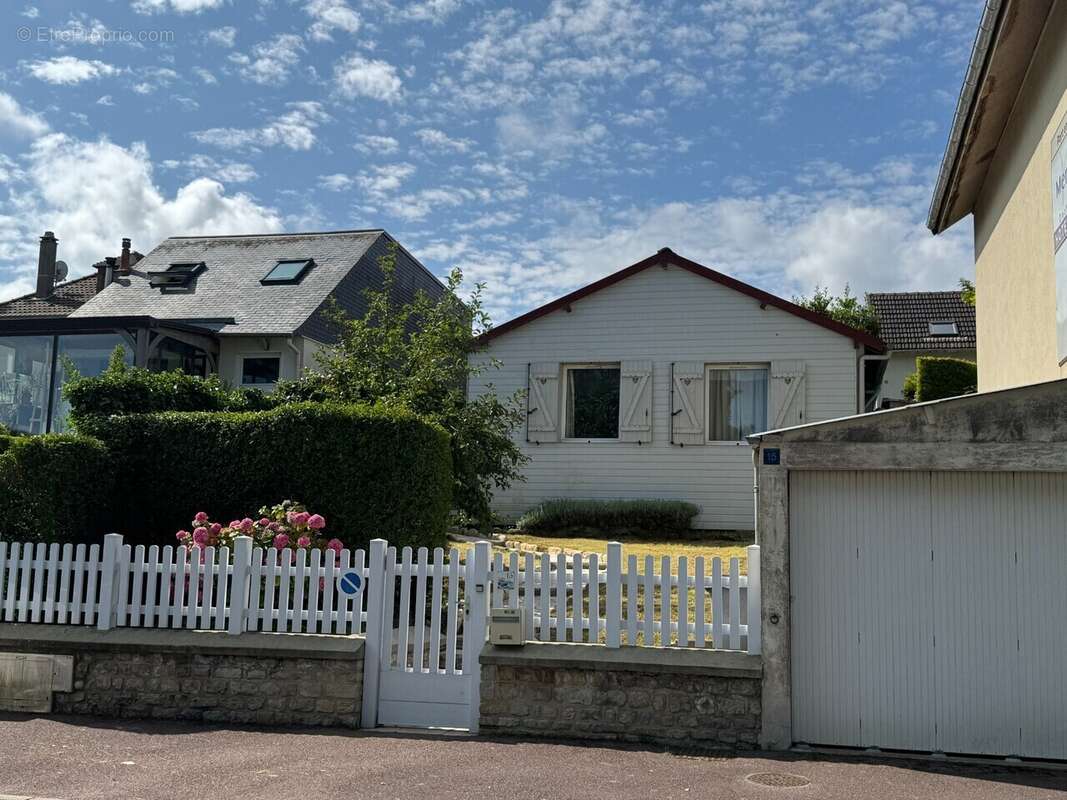 Maison à ARROMANCHES-LES-BAINS