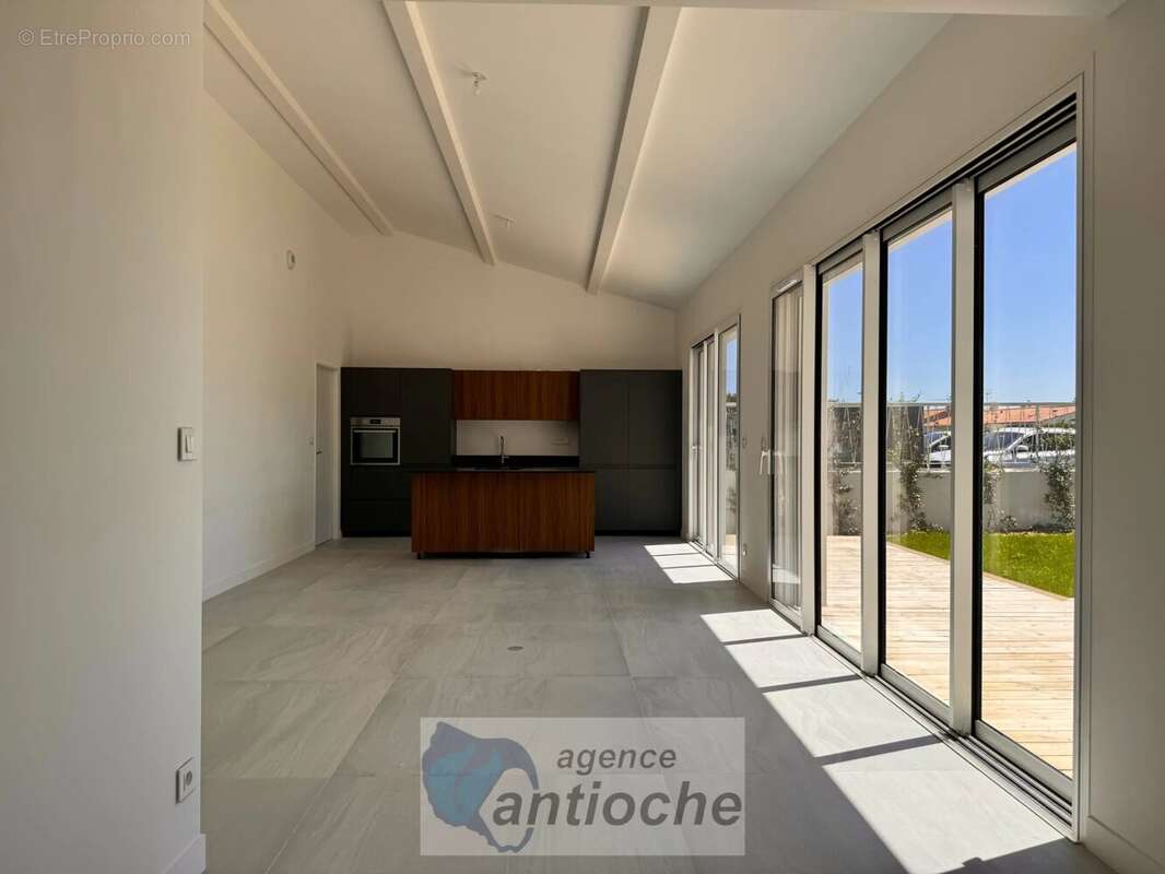 Maison à LA ROCHELLE