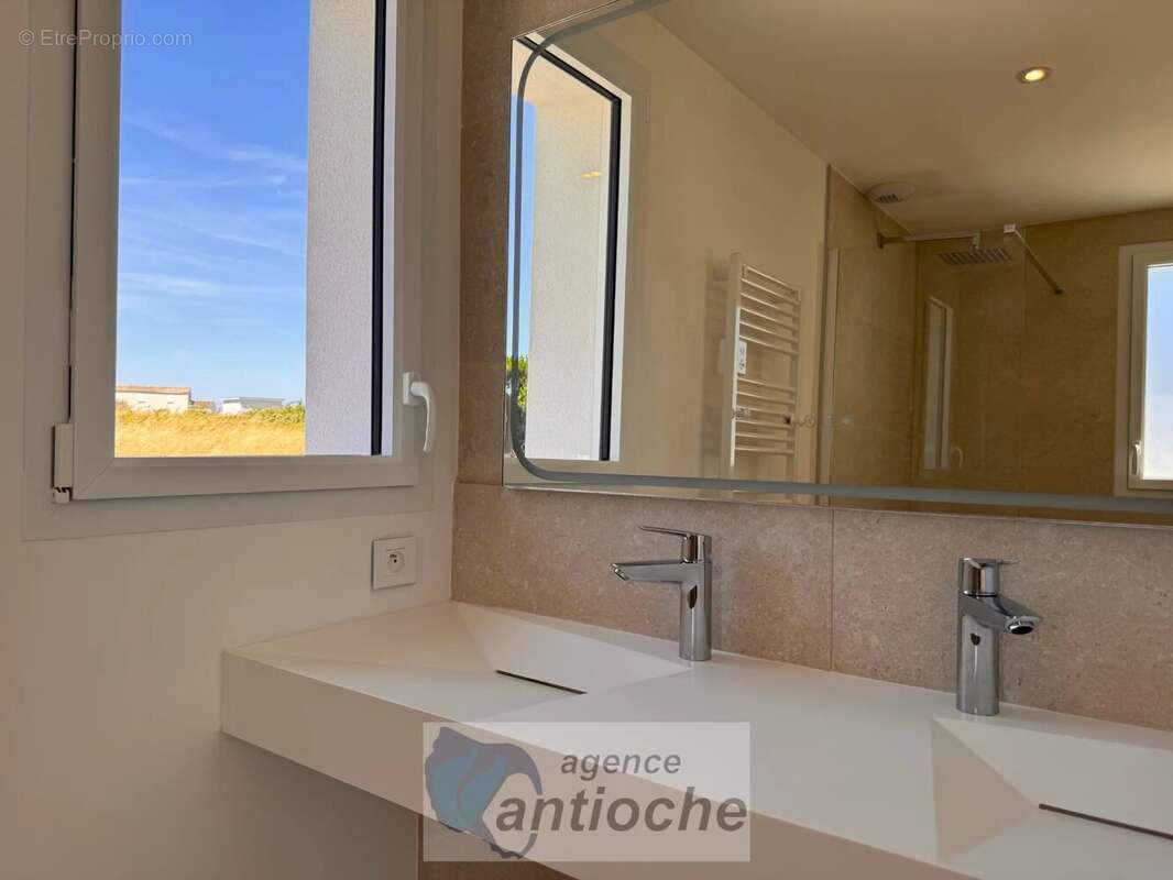 Maison à LA ROCHELLE