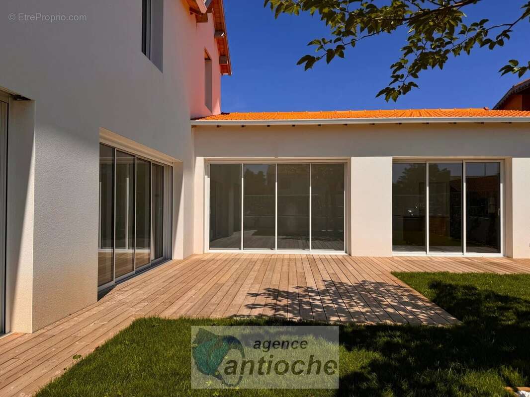 Maison à LA ROCHELLE