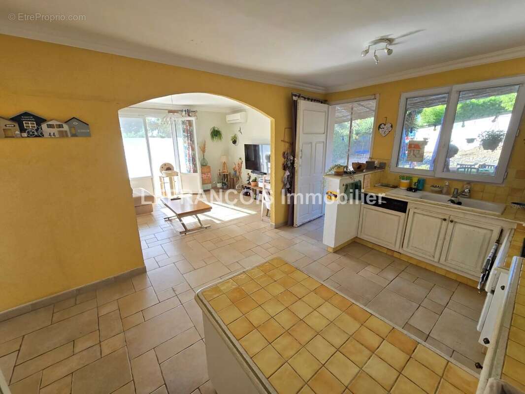 Appartement à PEYMEINADE