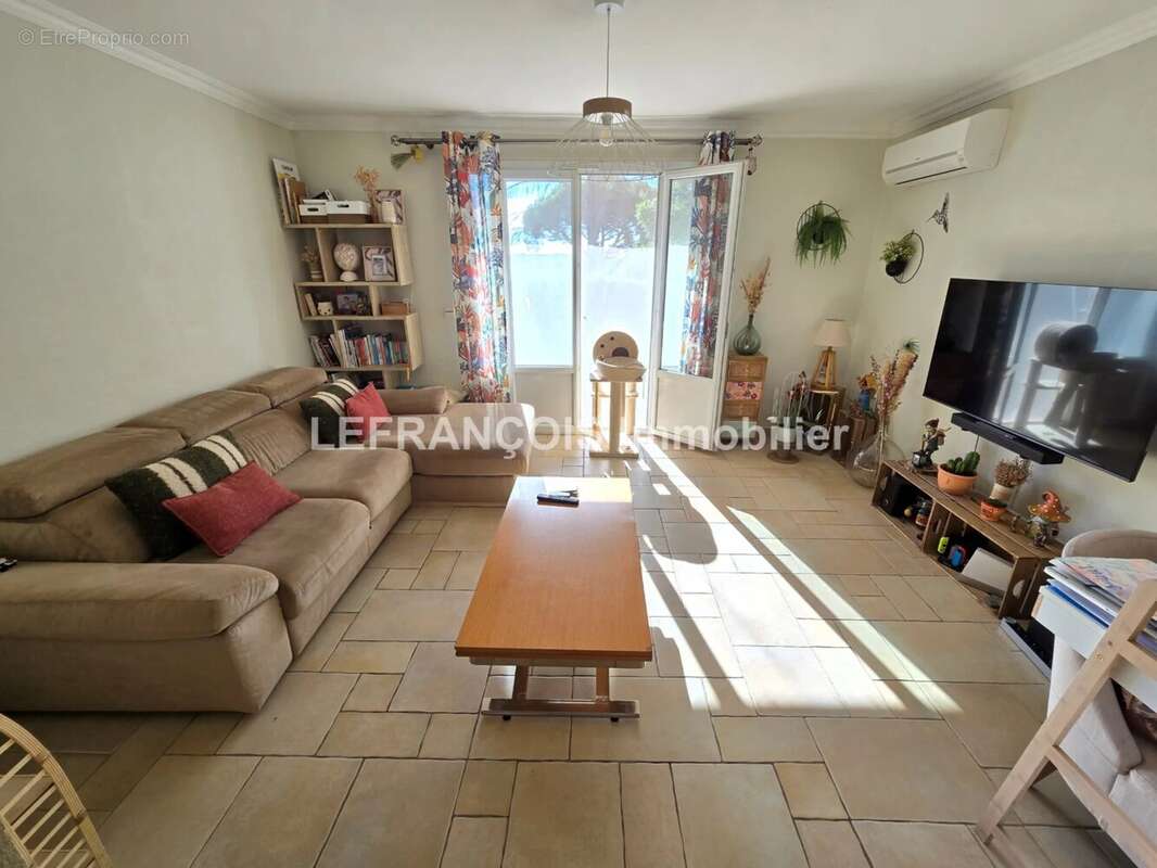 Appartement à PEYMEINADE