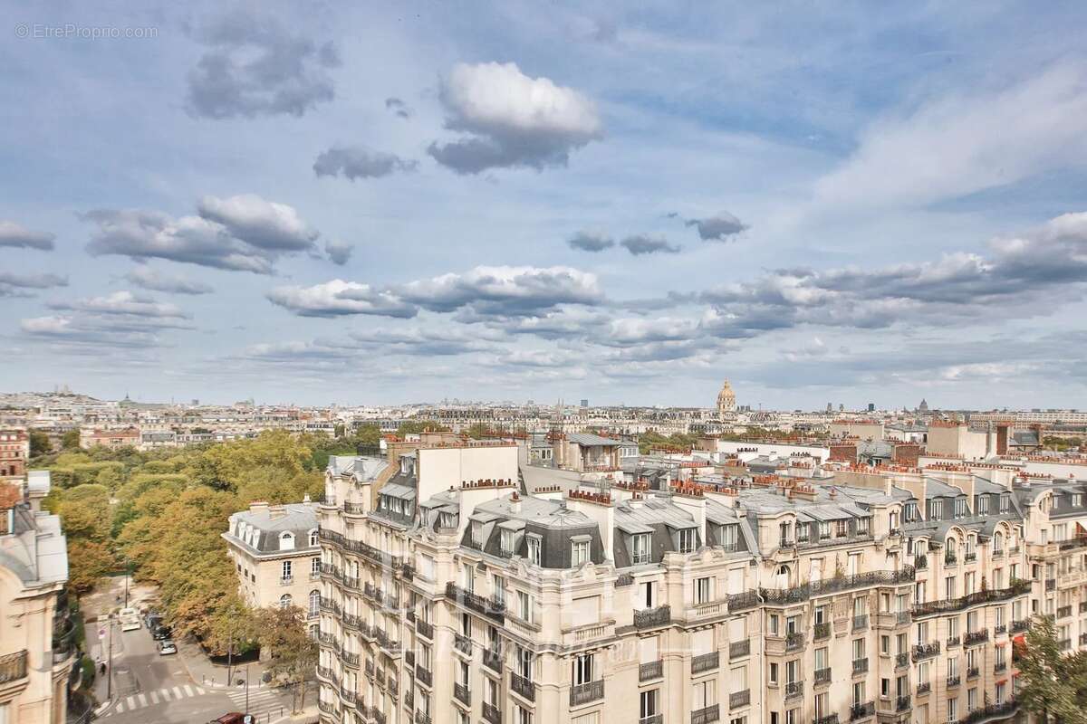 Appartement à PARIS-7E