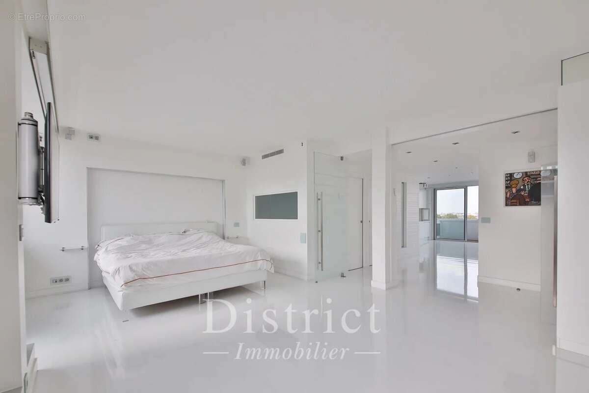 Appartement à PARIS-7E