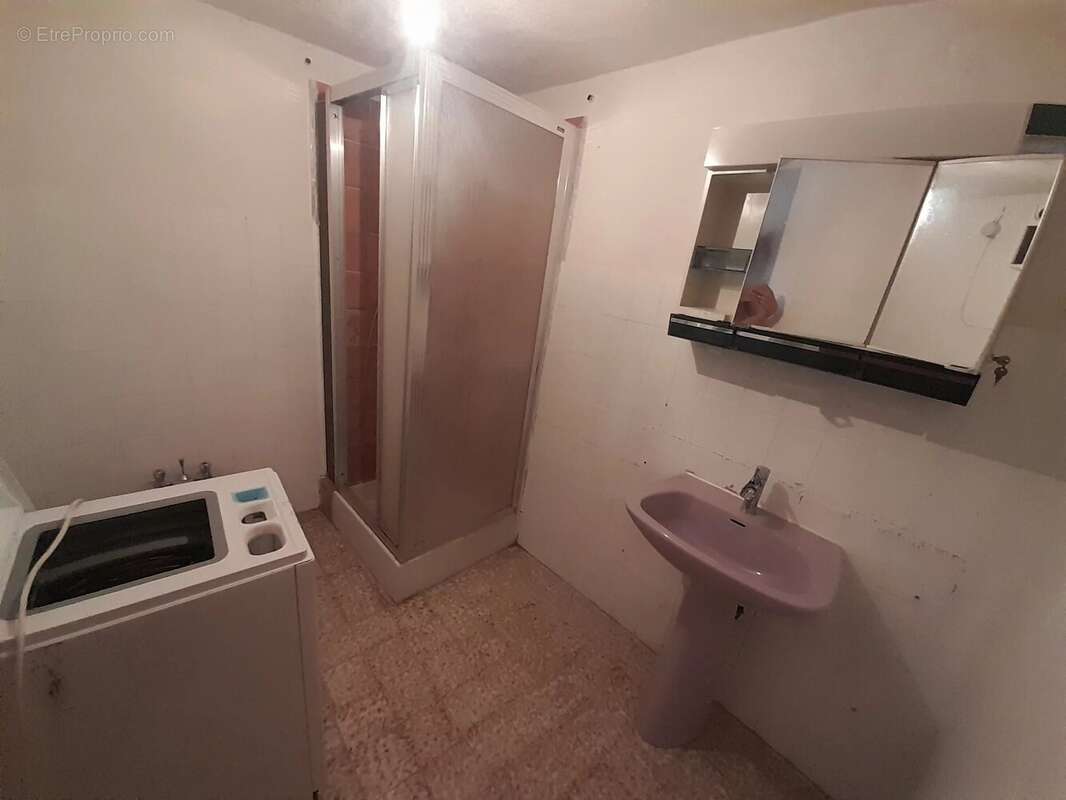 Maison à COLLONGUES