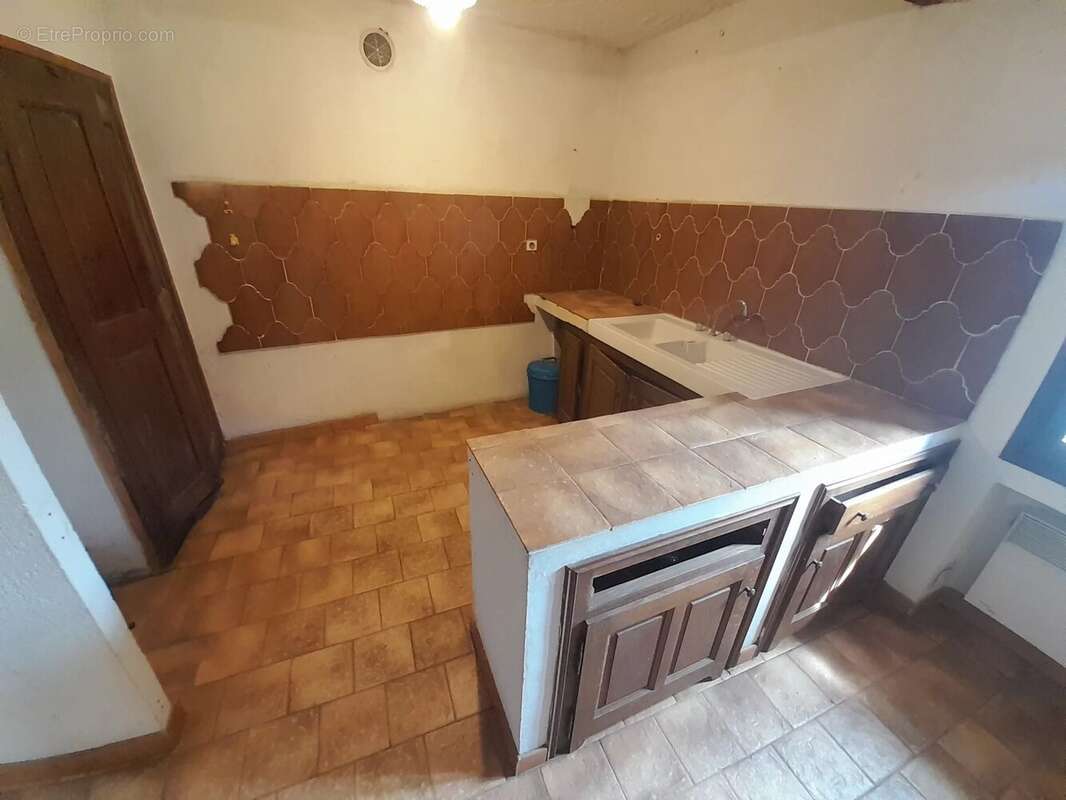 Maison à COLLONGUES