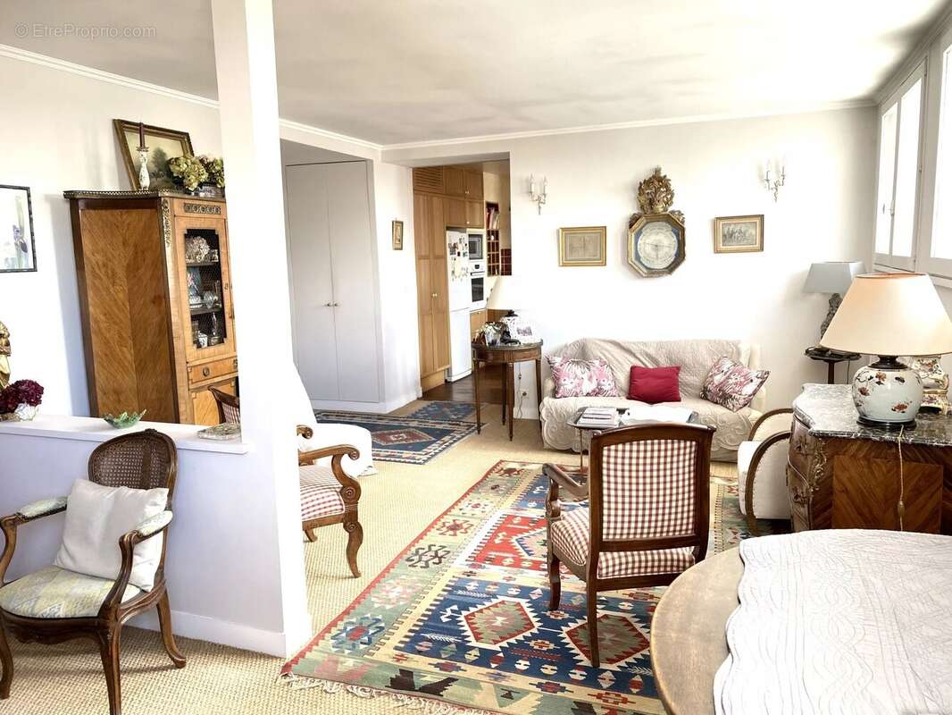 Appartement à VERSAILLES