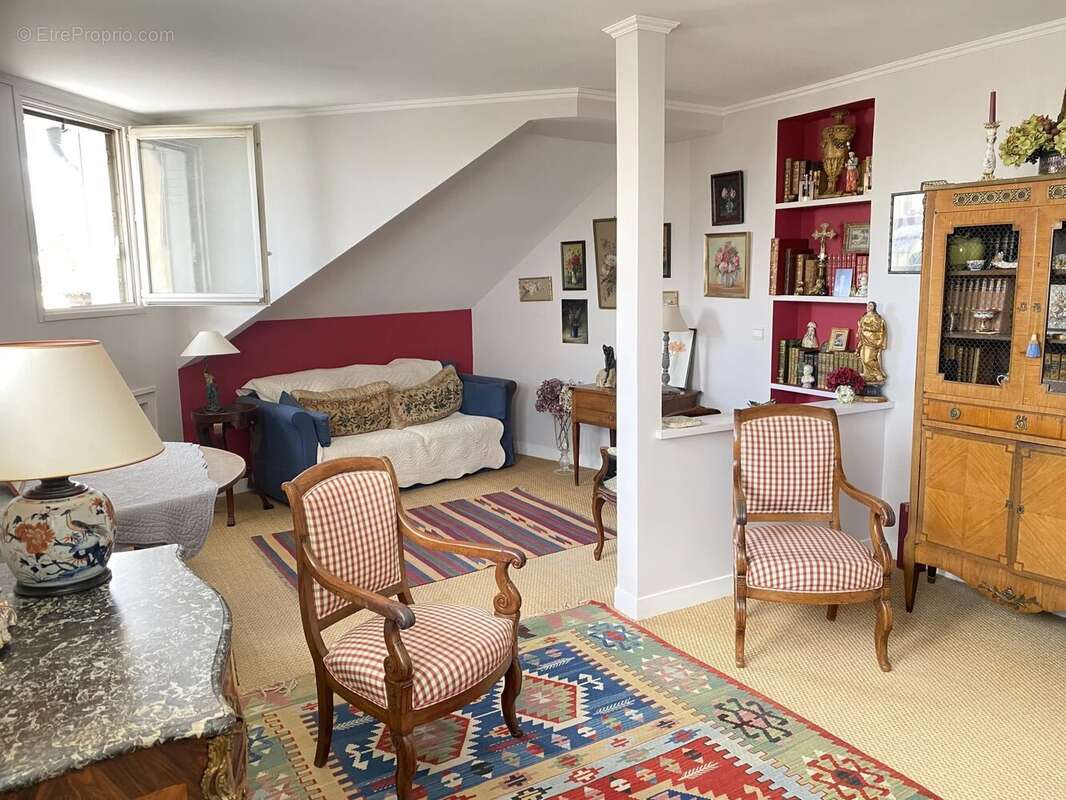 Appartement à VERSAILLES