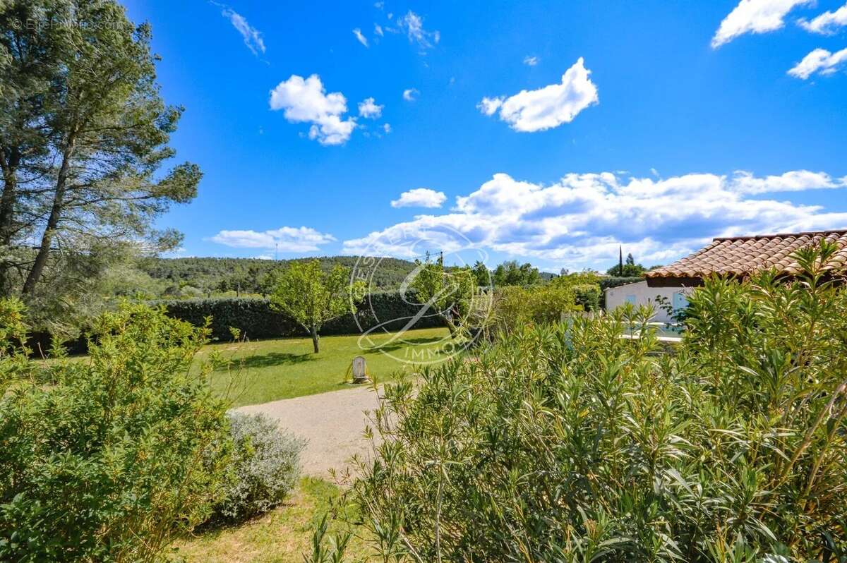 Maison à SILLANS-LA-CASCADE