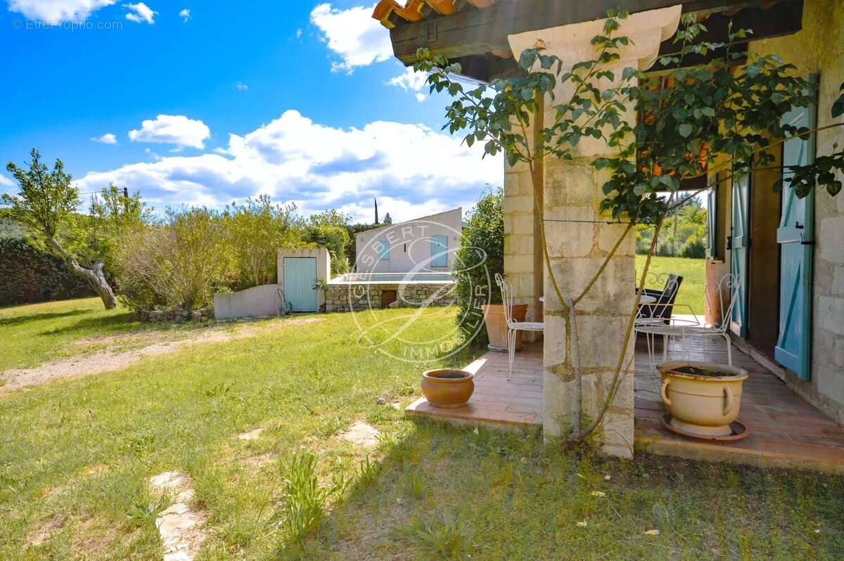 Maison à SILLANS-LA-CASCADE