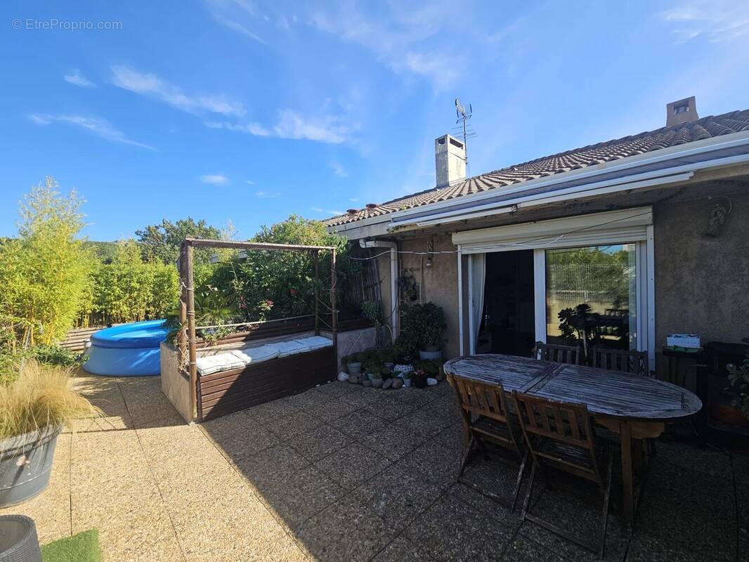 Appartement à MARSEILLE-9E