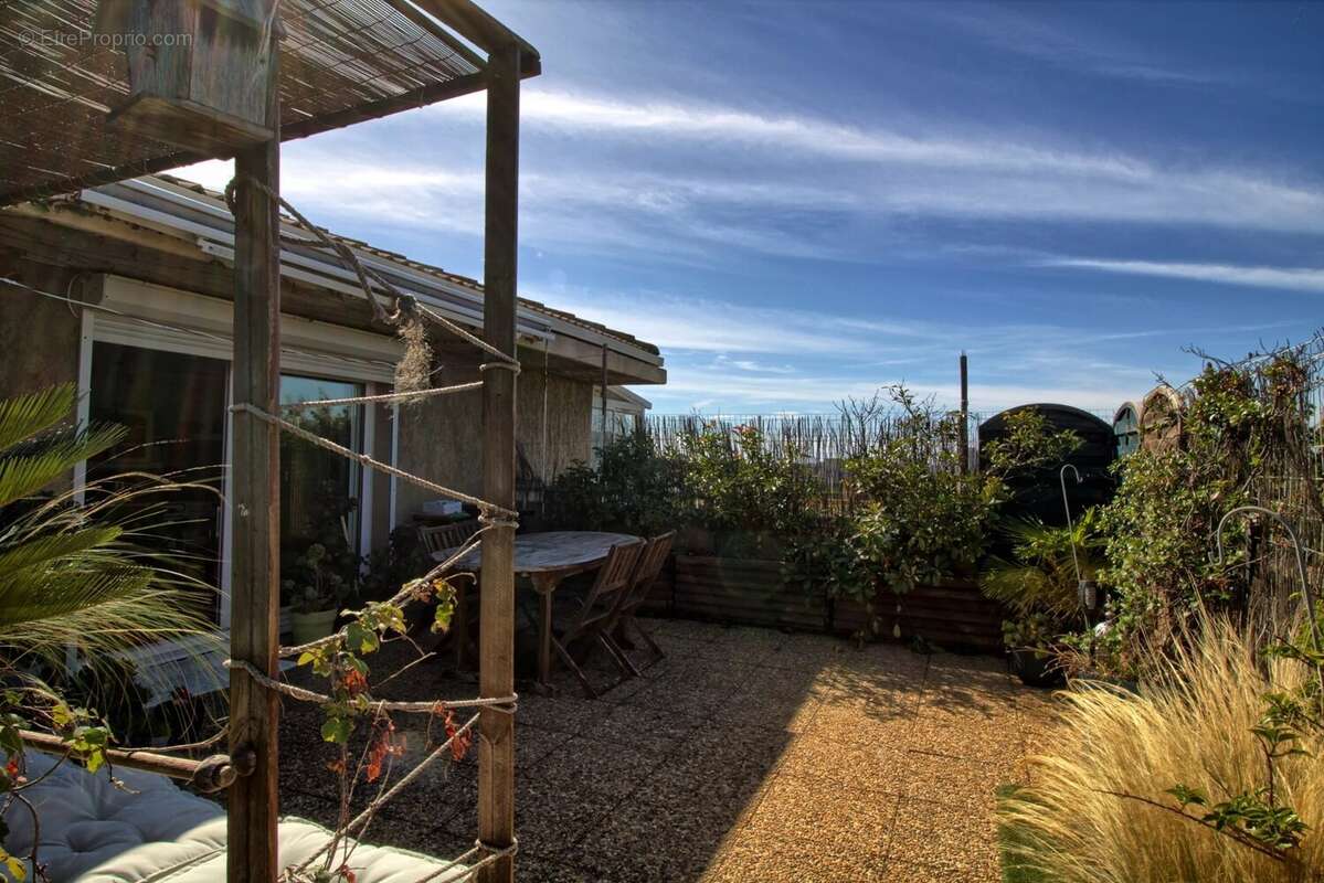 Appartement à MARSEILLE-9E