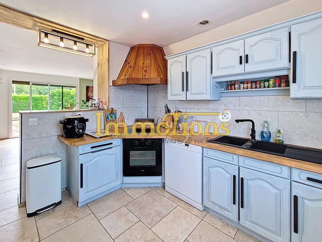 Maison à SAINT-ROMANS