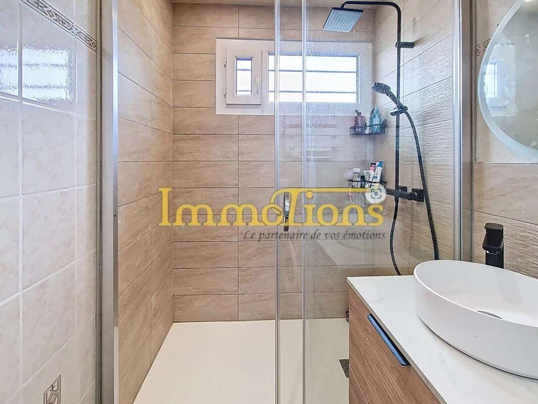 Maison à SAINT-ROMANS