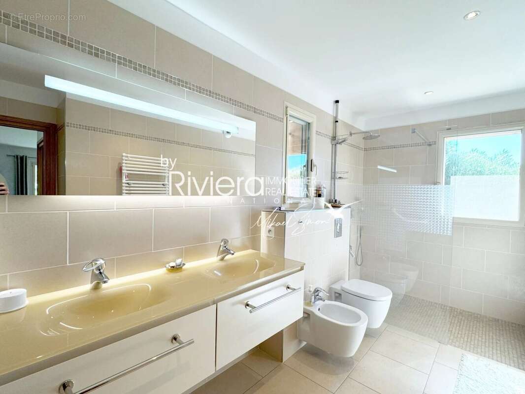 Maison à CAVALAIRE-SUR-MER