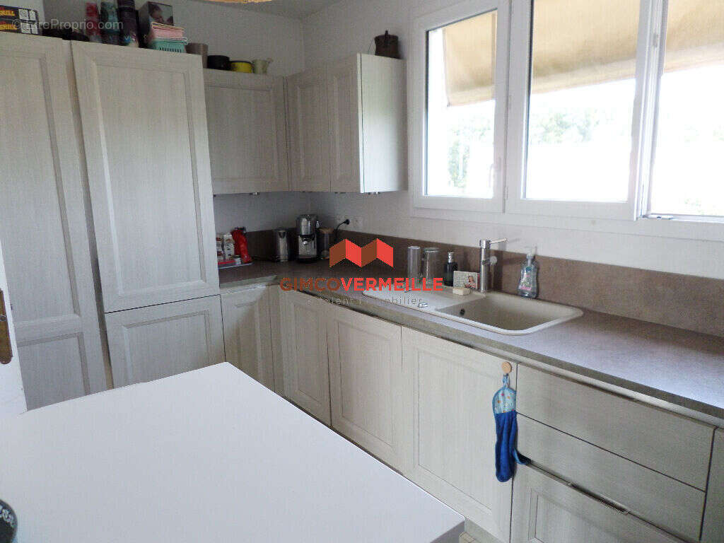 Appartement à LA CELLE-SAINT-CLOUD