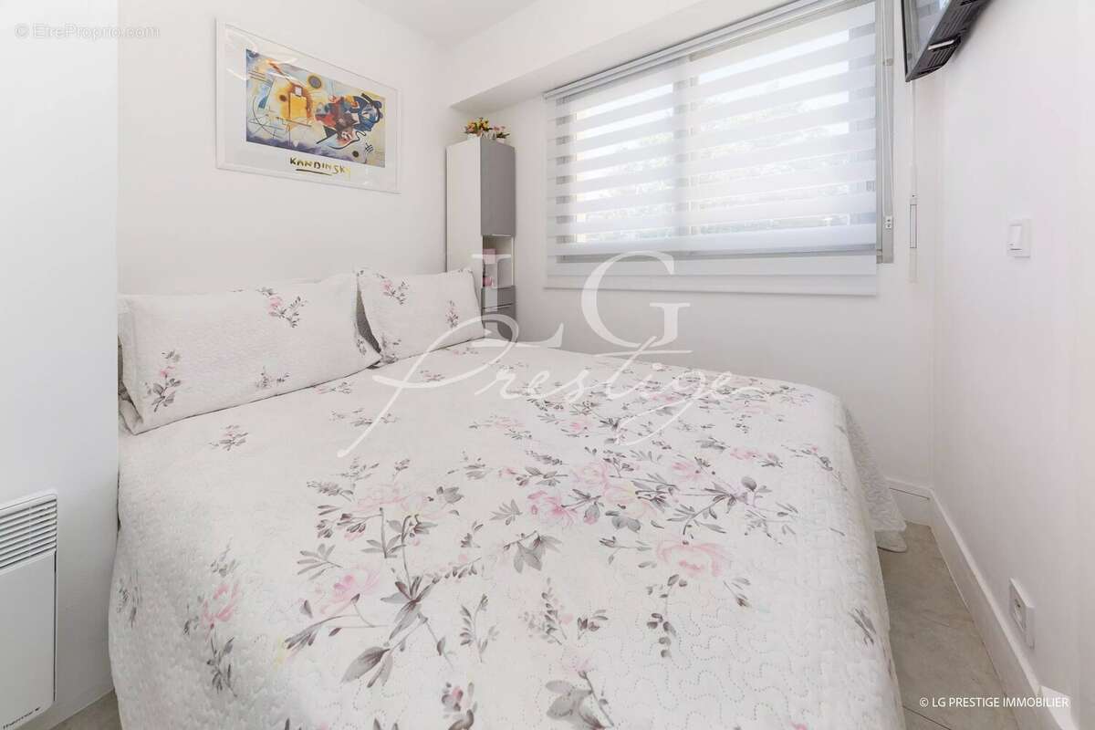 Appartement à MANDELIEU-LA-NAPOULE