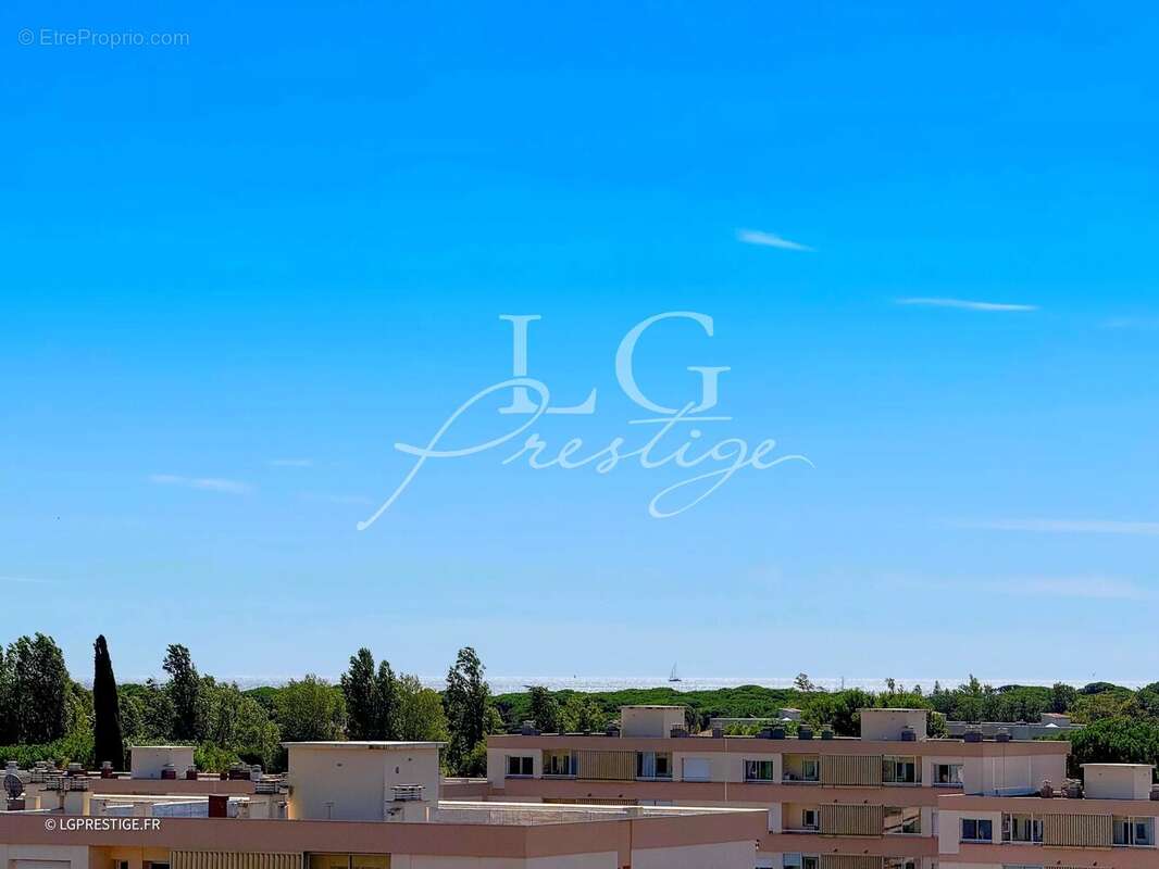 Appartement à MANDELIEU-LA-NAPOULE