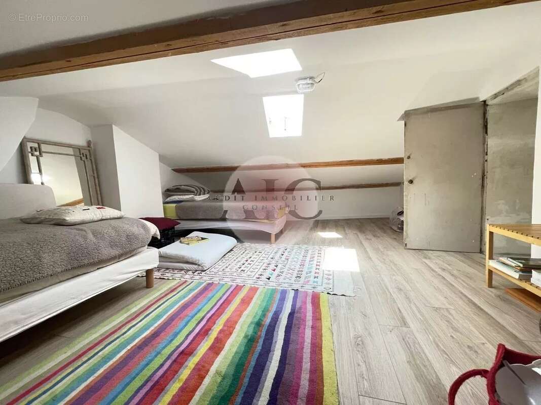 Appartement à FAYENCE