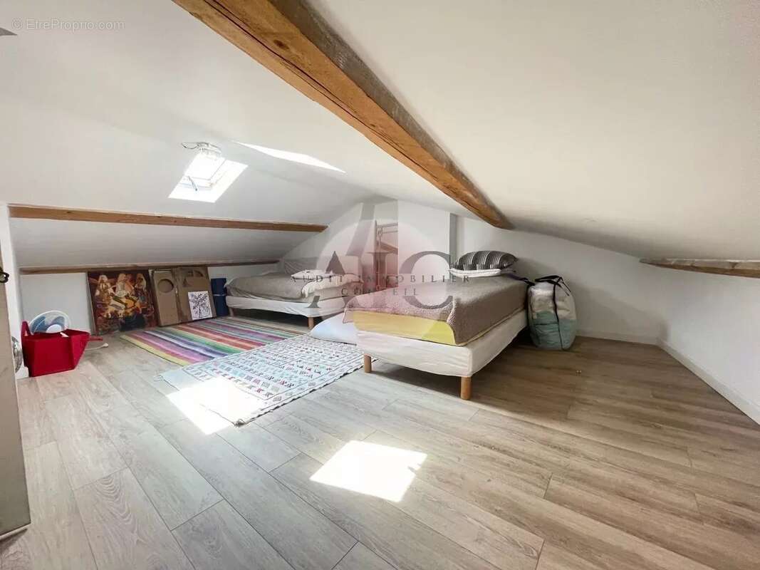 Appartement à FAYENCE